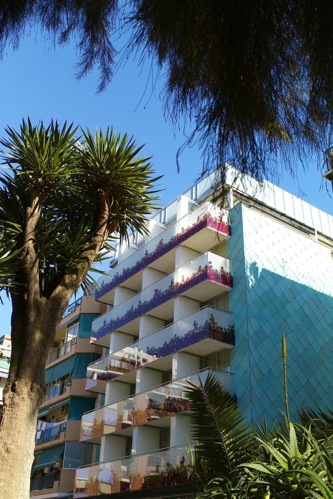 Hotel Oasis Plaza Бенидорм Экстерьер фото