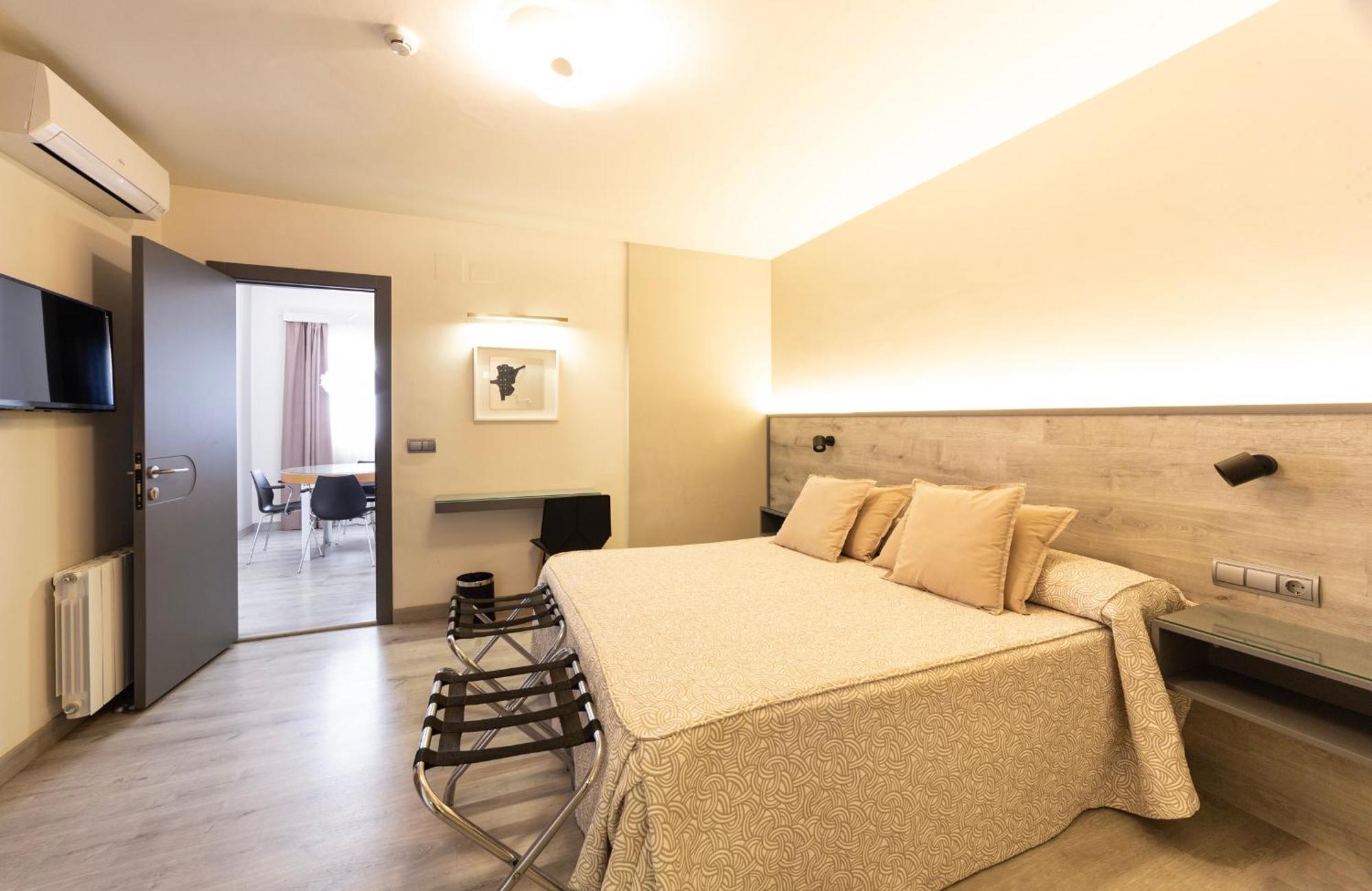 Hotel Oasis Plaza Бенидорм Экстерьер фото