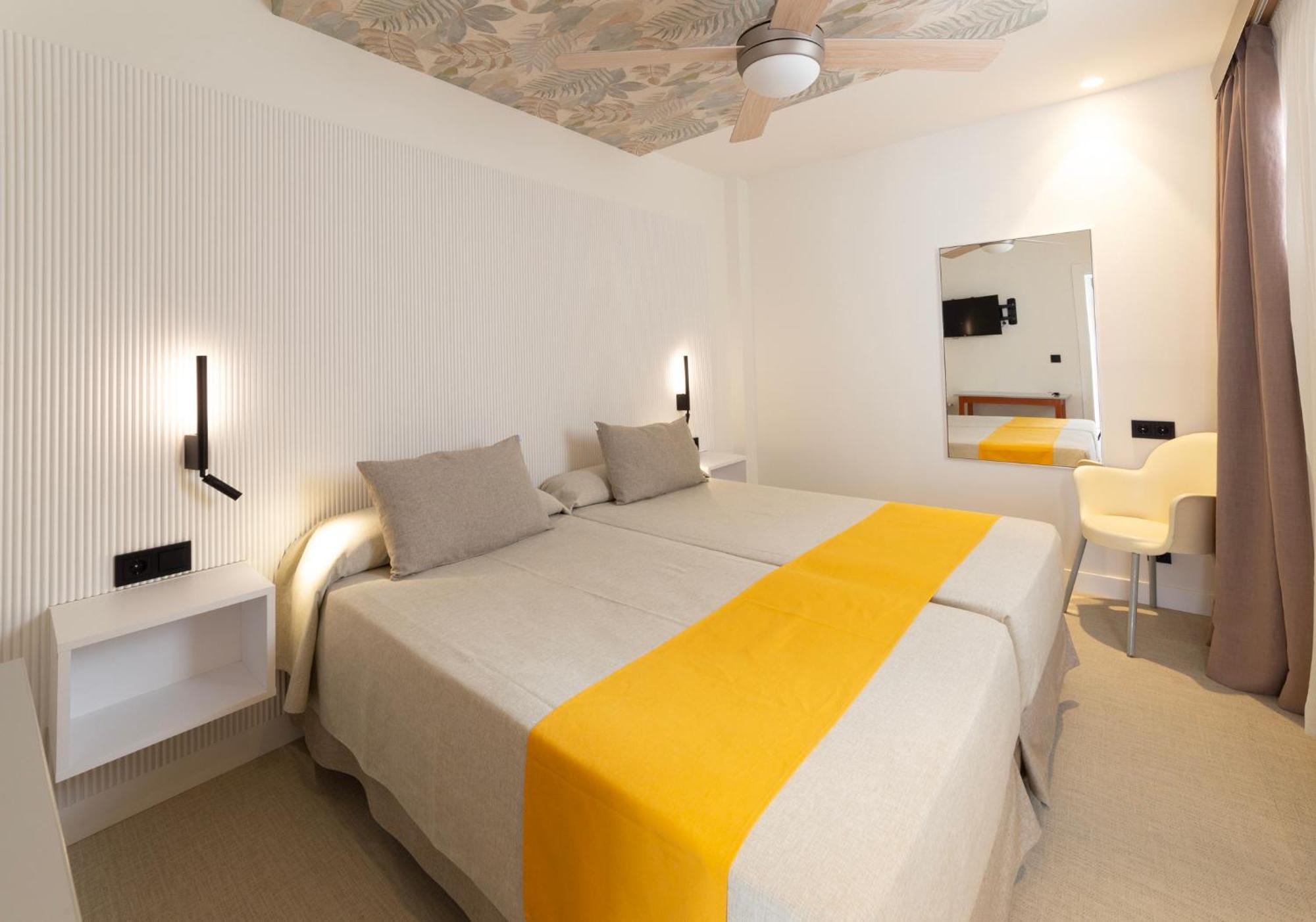 Hotel Oasis Plaza Бенидорм Экстерьер фото