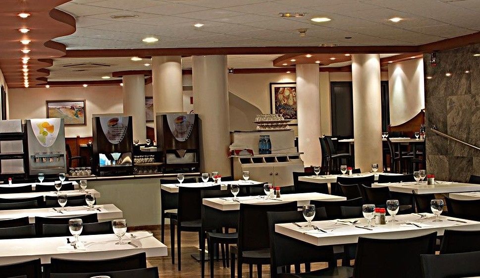 Hotel Oasis Plaza Бенидорм Экстерьер фото