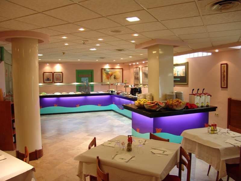 Hotel Oasis Plaza Бенидорм Экстерьер фото